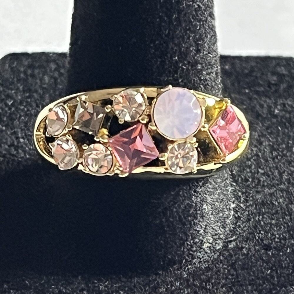 Pink, White Crystal Cluster Ring Yellow Gold Tone Statement Ring Size 9.5 NEW